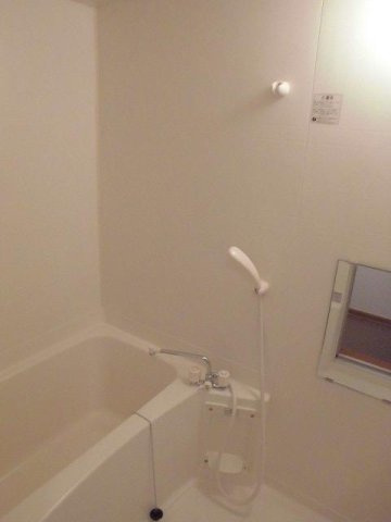 フレンドライトＢの浴室|コンパクトで使いやすいお風呂です