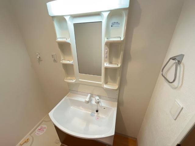 サンガーデンの洗面所|洗髪洗面化粧台