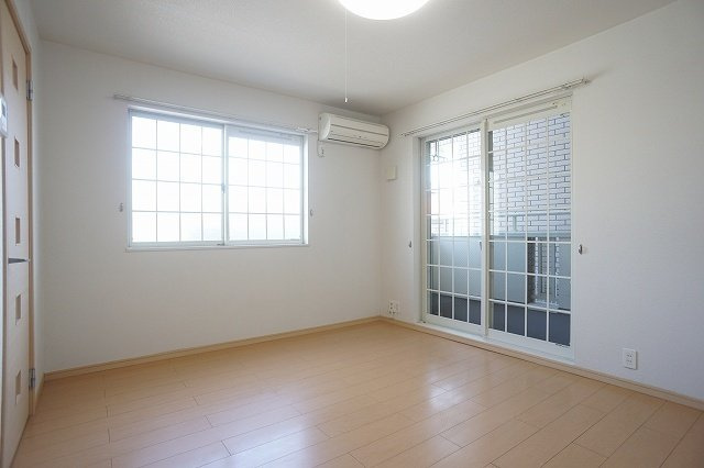 ミルト・ブリーゼの内装|内装は落ち着いています