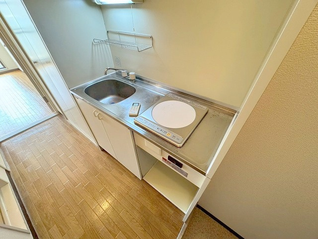 リアライズ西淡路のキッチン