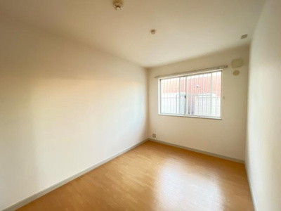 【内装】 | ソレイユＡ | 洋室