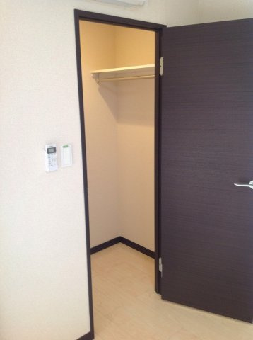 レオネクストリントアールの内装