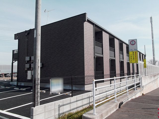 レオネクストリントアールの外観