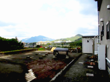 【庭】 | 志井鷹羽台6番3号（B-9）