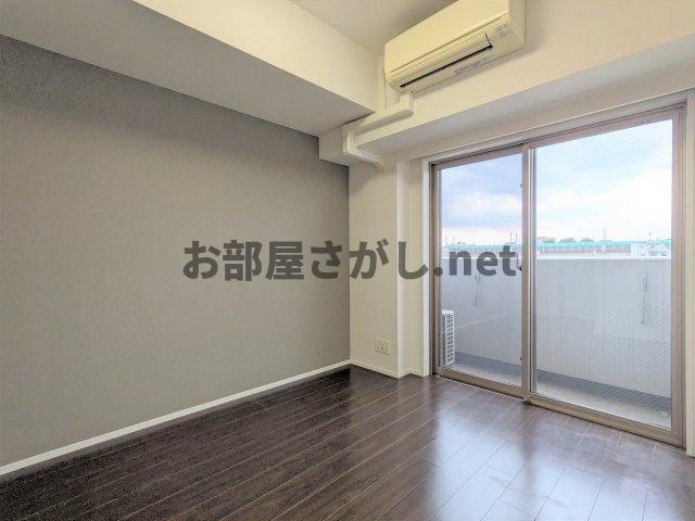 プレミアムキューブ東十条アリアの居間・リビング