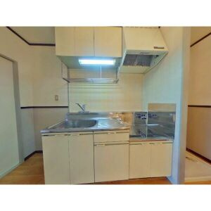 SurplusOne大島のキッチン