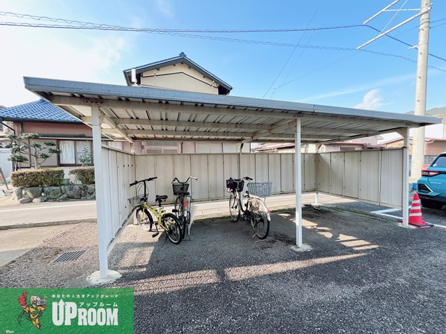 SurplusOne大島のエントランス