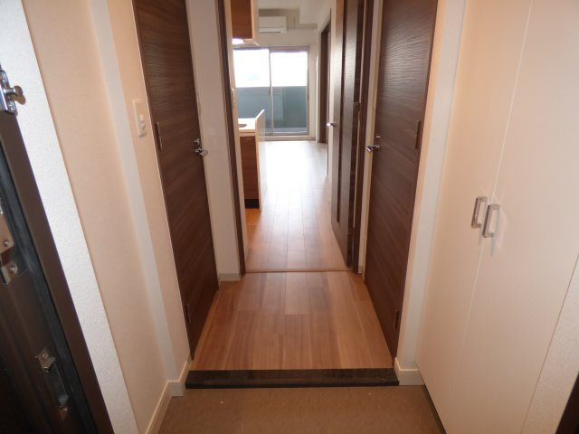 プレサンス高津公園ディオの玄関|参考写真