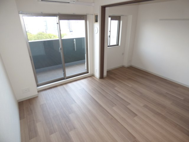 プレサンス高津公園ディオの居間・リビング|参考写真