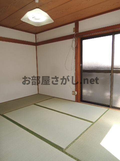 ハイツブラウ【おとり物件なし】#中野区 #高円寺の和室|ただいま和室から洋室にリフォーム中です。工事前の写真になります。