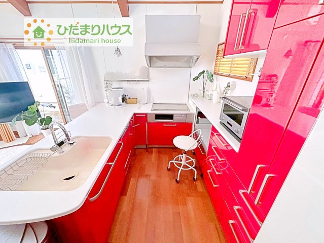 【キッチン】 | つくば市山中　中古戸建 | 動線の無駄を省ける配置！お料理中のママの手間も省けますね♪