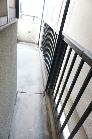 中古戸建　大東市緑が丘1丁目（平成8年築）のバルコニー