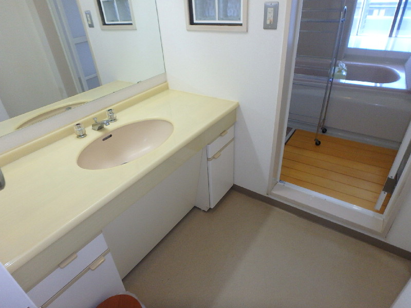 S1652M　ロイヤルアーク下田の独立洗面台