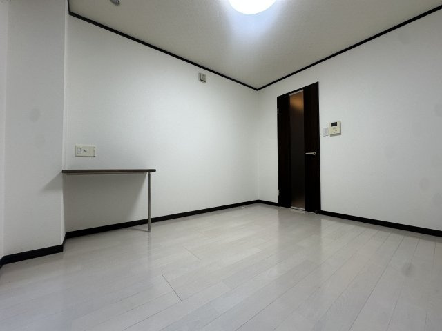 ルポゼ我孫子の洋室