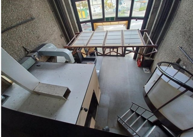 リーファーストビル　の内装