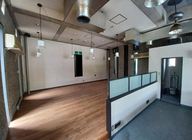 リーファーストビル　の内装