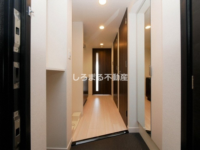 プレサンスOSAKA DOMECITYスクエアの玄関