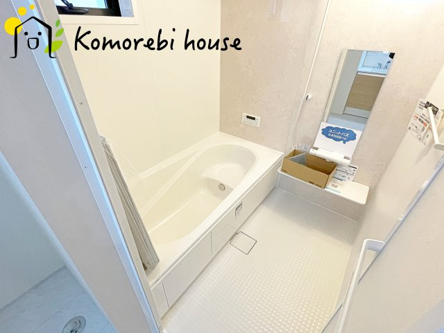さいたま市北区宮原町　第3　新築一戸建て　リーブルガーデン　01の浴室|落ち着いた空間のお風呂です