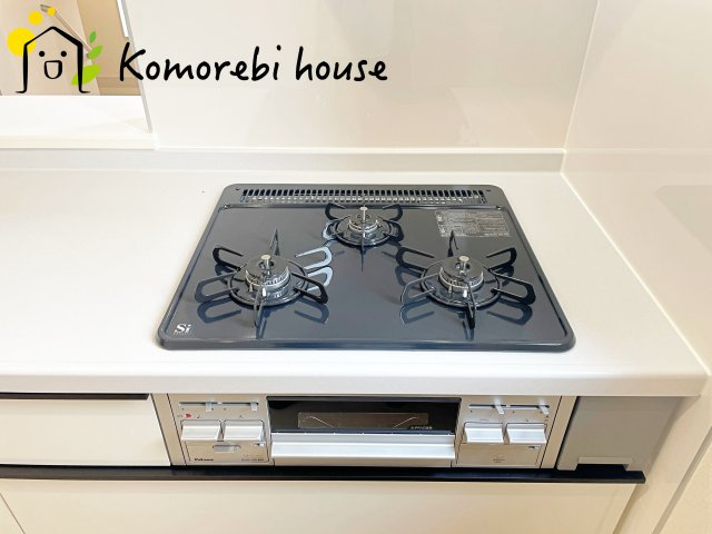 さいたま市北区宮原町　第3　新築一戸建て　リーブルガーデン　01のキッチン|きれいなキッチンです