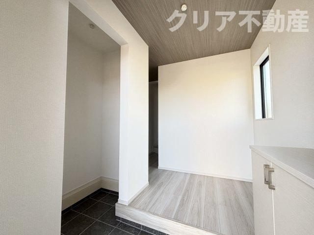 【玄関】 | 佐波郡玉村町９期１号棟