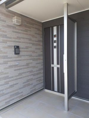 【玄関】 | メゾン・カリーノ