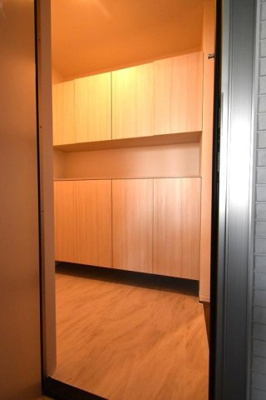 【玄関】 | コンフォール町田市中町