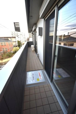 【バルコニー】 | コンフォール町田市中町