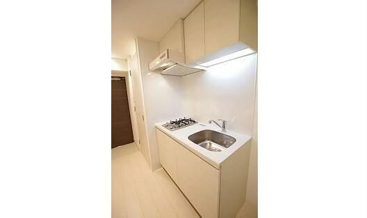 フュージョナル両国TREのキッチン