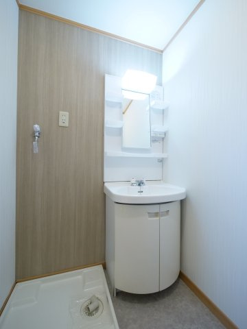 ラディッシュタウン撫川 壱番館の独立洗面台