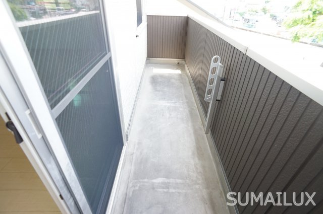 熊本市中央区世安３丁目のアパートのバルコニー