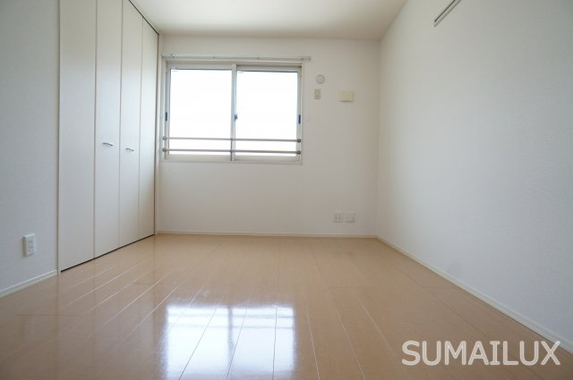 熊本市中央区世安３丁目のアパートの寝室