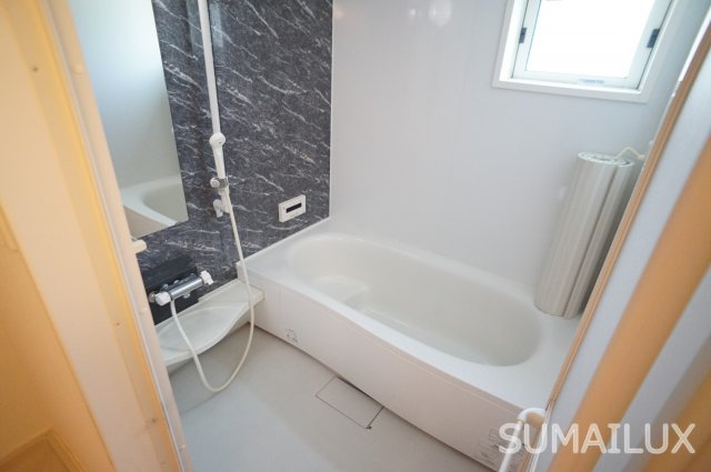 熊本市中央区世安３丁目のアパートの浴室