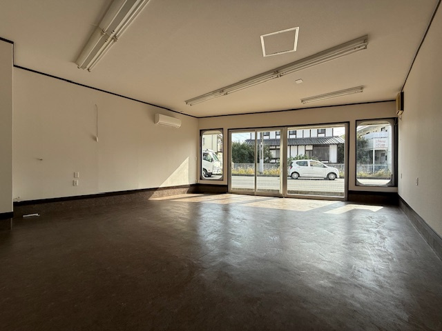 西八木崎ハイツの内装