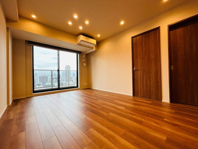 【居間・リビング】 | クレヴィアタワー大阪本町