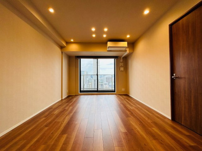 【居間・リビング】 | クレヴィアタワー大阪本町