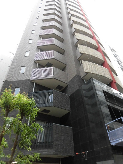 大阪市中央区徳井町２丁目の賃貸マンション