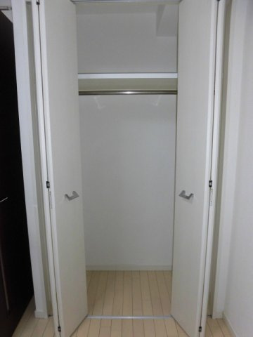 大阪市中央区徳井町２丁目の賃貸マンションの収納