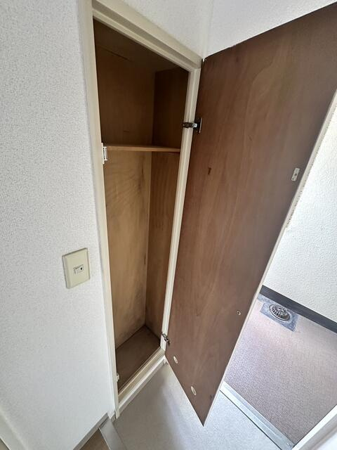 モンシェール新小岩の玄関