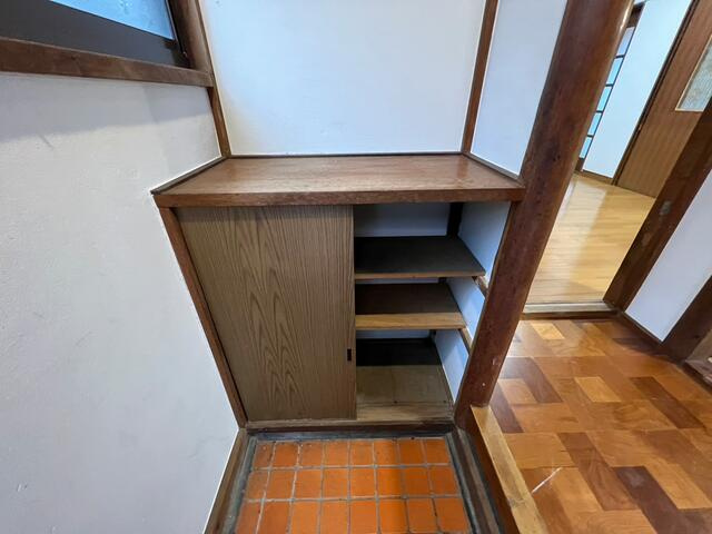 ラテール東寺尾戸建の玄関