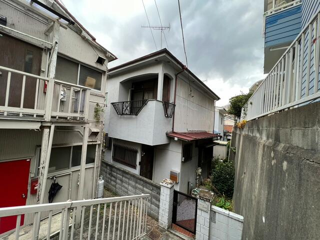 ラテール東寺尾戸建