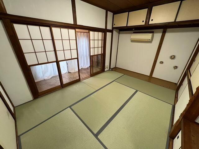 ラテール東寺尾戸建の和室