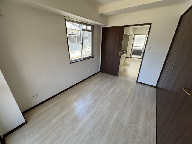 SKハイツの居間・リビング