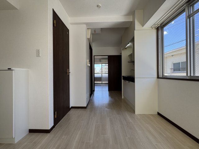 SKハイツの居間・リビング