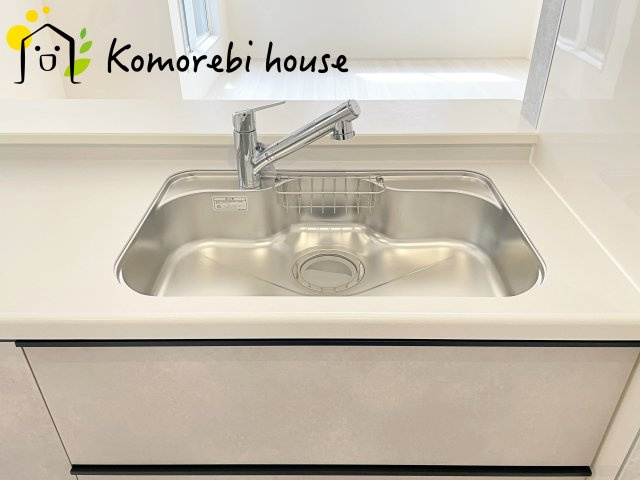 さいたま市北区宮原町　第3　新築一戸建て　リーブルガーデン　02のキッチン|きれいなキッチンです