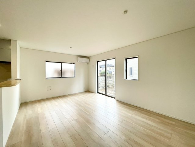 耐震等級３！ご成約プレゼント対象物件！の居間・リビング|１号棟