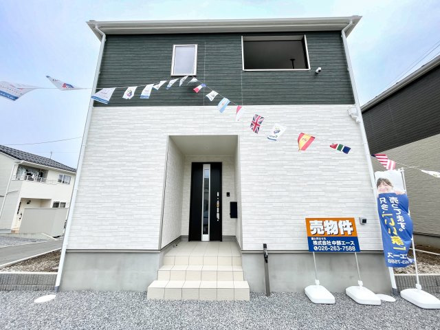 耐震等級３！ご成約プレゼント対象物件！の外観|完成済み物件！いつでも見学可能です♪お問合せは＜Tel 026-477-7419＞まで♪ 　１号棟