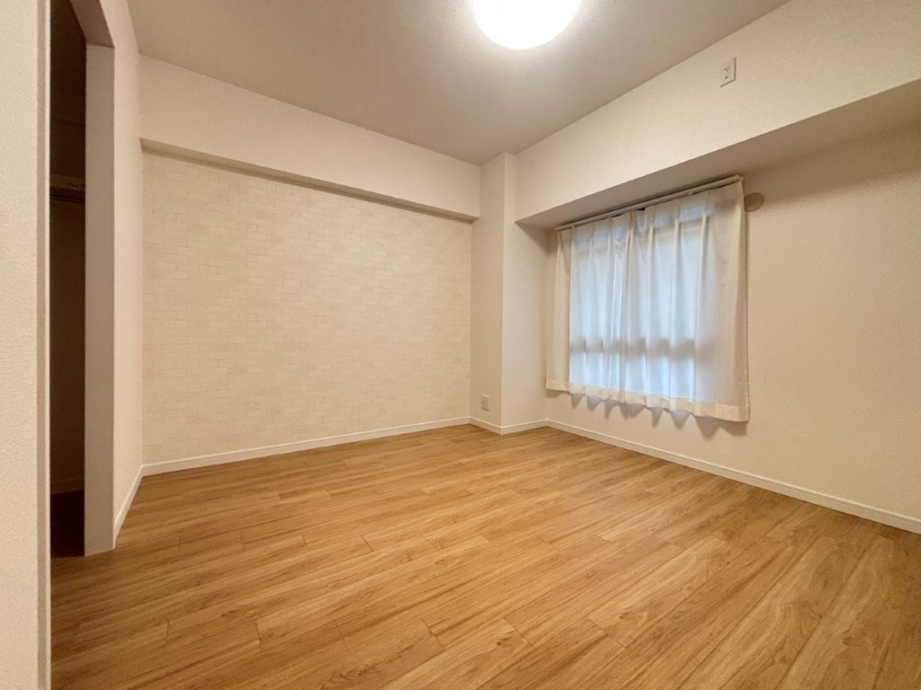 バンベール日進の洋室