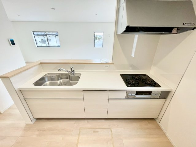 耐震等級３！ご成約プレゼント対象物件！のキッチン|家族の会話が弾む開放的なカウンターキッチンです♪