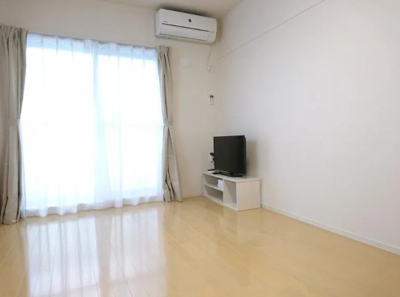 クレイノＭＩＹＡＢＩの居間・リビング|別部屋参照写真