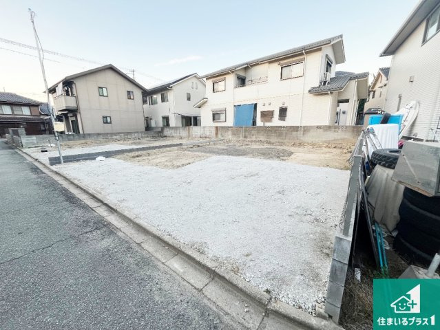 高砂市高砂町東宮町　新築一戸建ての外観|周辺は落ち着いた街並みの住宅地！子育てがしやすい住環境です！まだ未完成ですが、現地でしかわからない事もございます。是非一度ご覧ください。